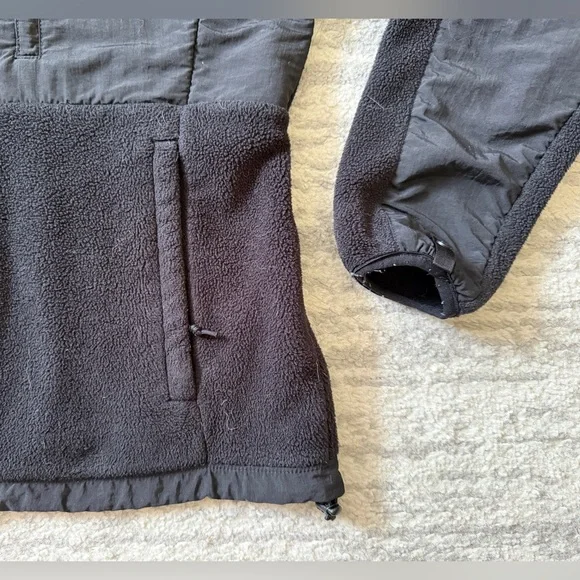 The North Face Denali Black Fleece Jacket - Picture 3 of 5